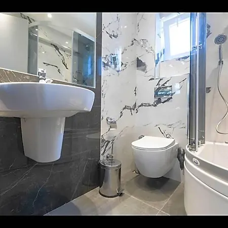 The Farrys Boutique Hotel 3*