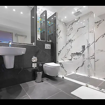 Hotel The Farrys Boutique